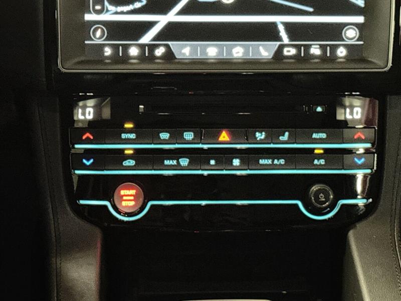 jaguar F-PACE 2020 - 18