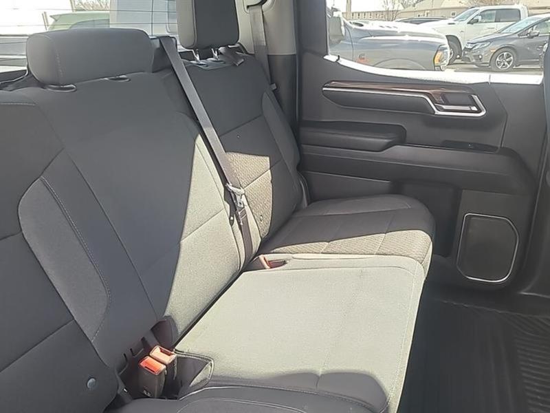 chevrolet Silverado 1500 2022 - 15