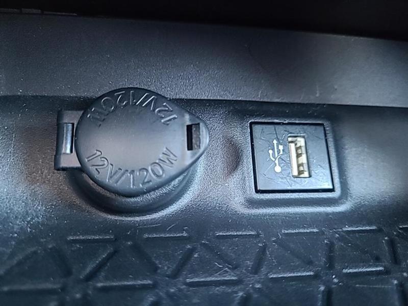 toyota RAV4 2023 - 32