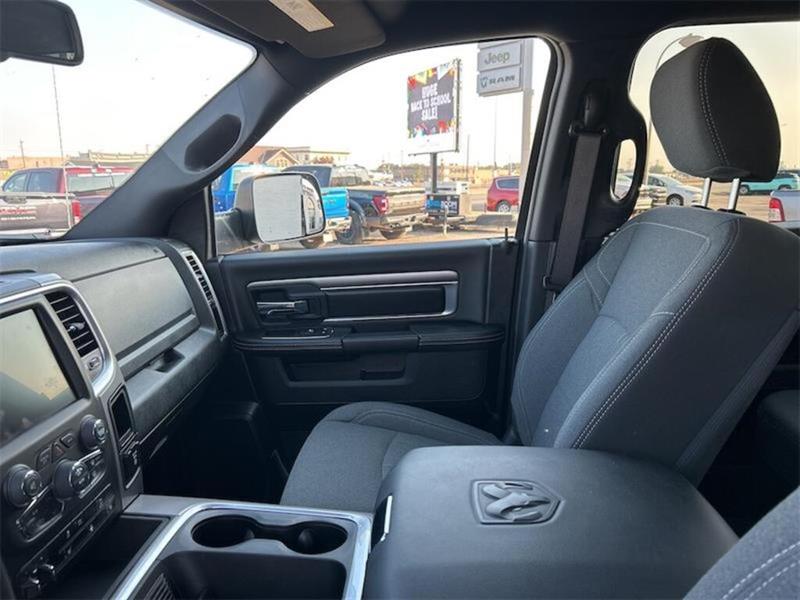 ram 1500 Classic 2023 - 15