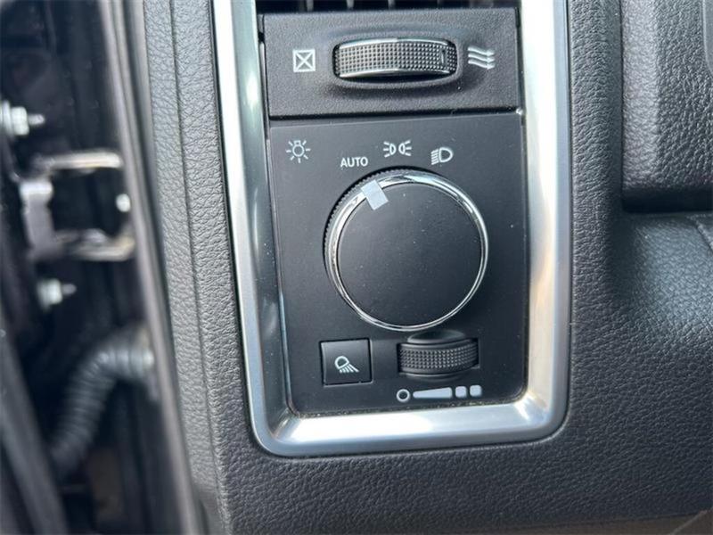 ram 1500 Classic 2023 - 21