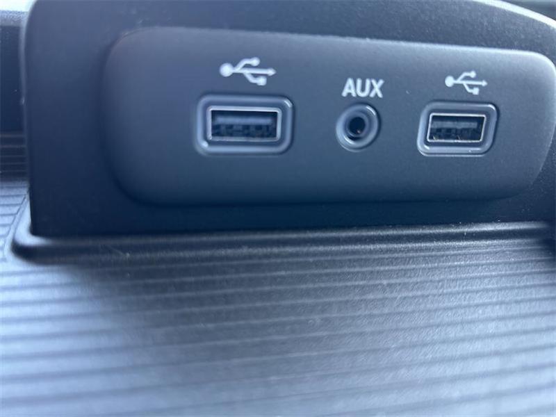 ram 1500 Classic 2023 - 31