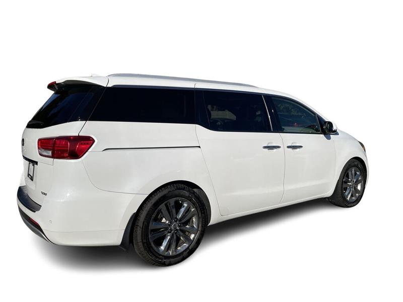 kia Sedona 2017 - 9