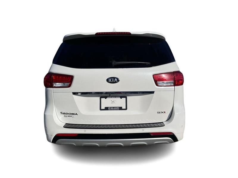 kia Sedona 2017 - 11