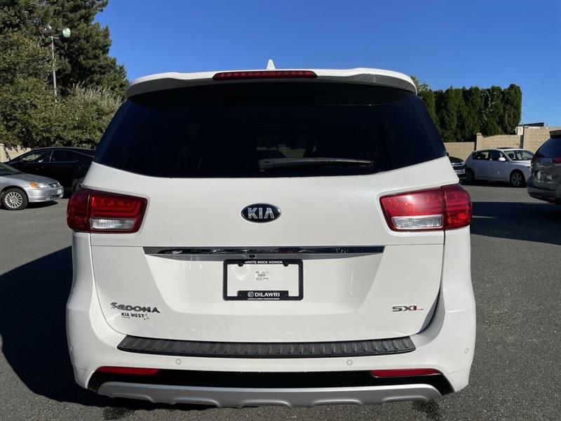 kia Sedona 2017 - 20