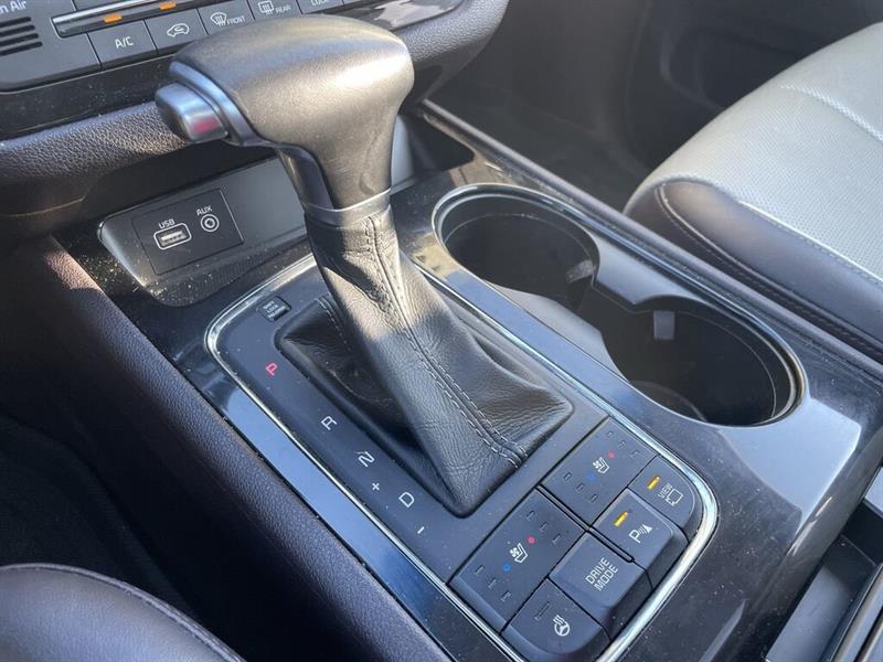 kia Sedona 2017 - 31