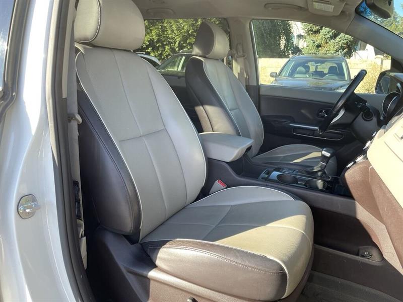 kia Sedona 2017 - 37