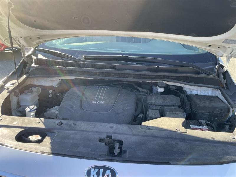 kia Sedona 2017 - 38