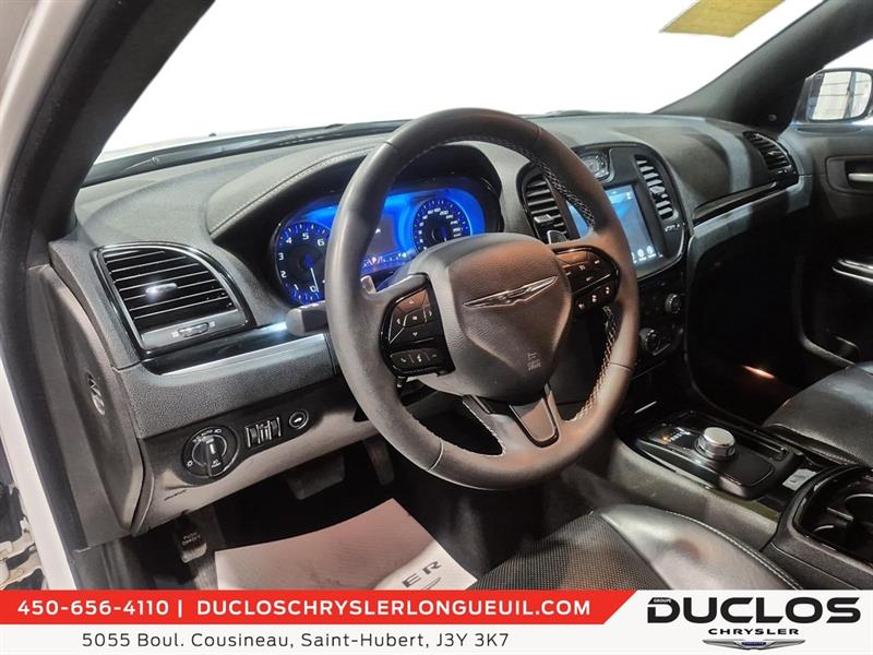 chrysler 300 2023 - 12