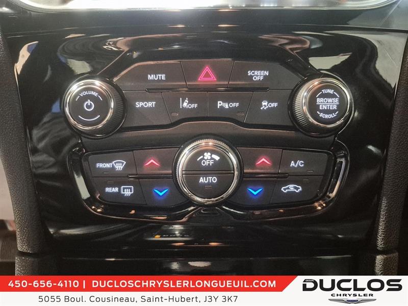 chrysler 300 2023 - 23