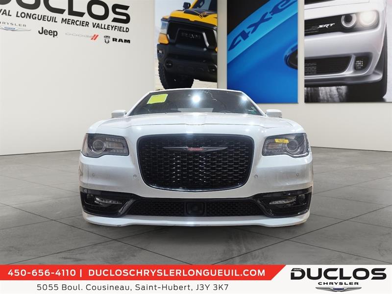 chrysler 300 2023 - 2