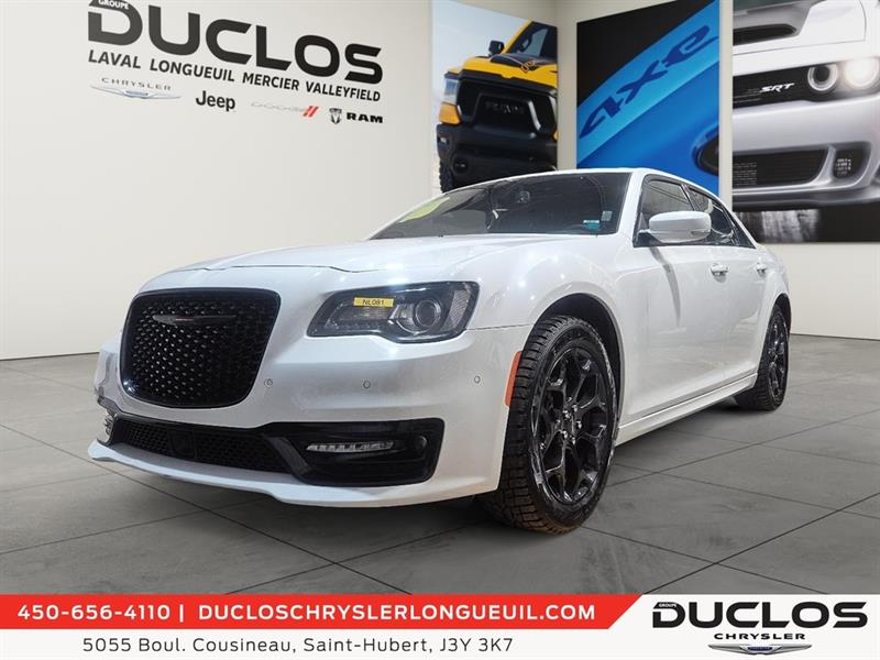 chrysler 300 2023 - 4