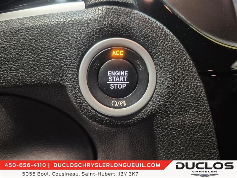 chrysler 300 2023 - 19