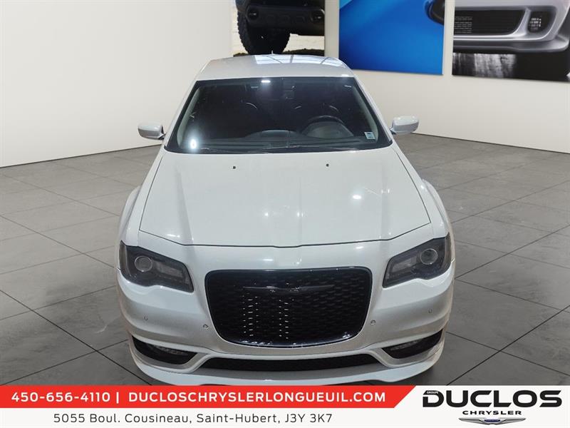 chrysler 300 2022 - 3