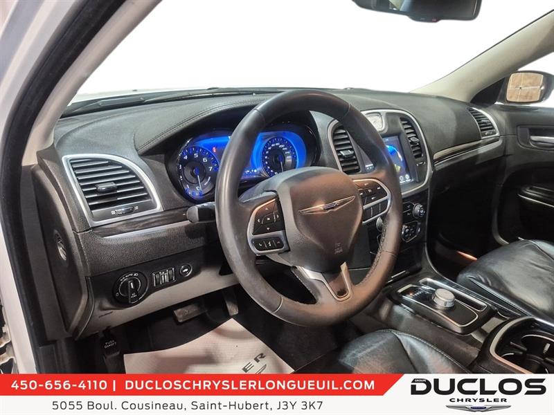 chrysler 300 2022 - 12