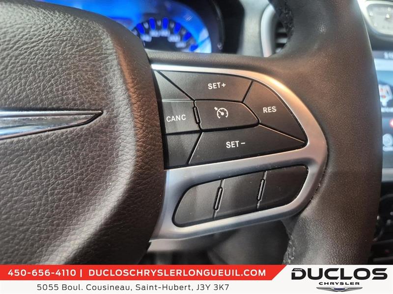 chrysler 300 2022 - 19