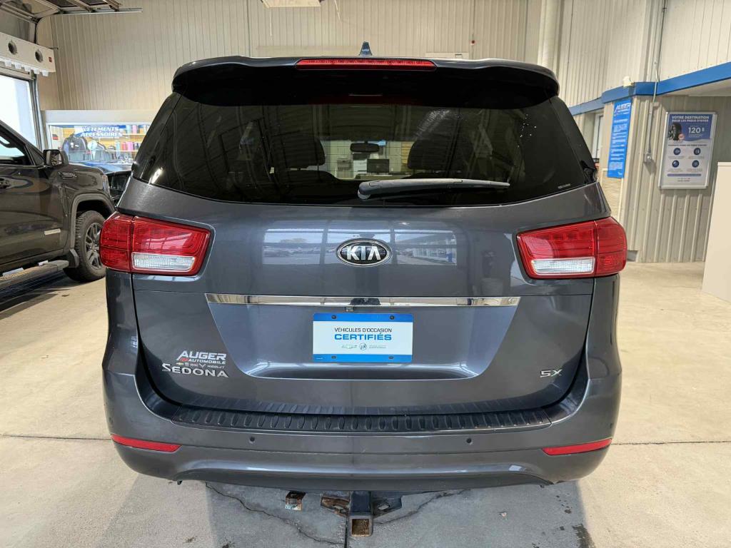 kia Sedona 2018 - 11