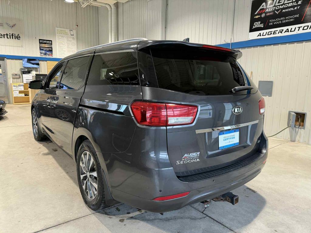 kia Sedona 2018 - 12