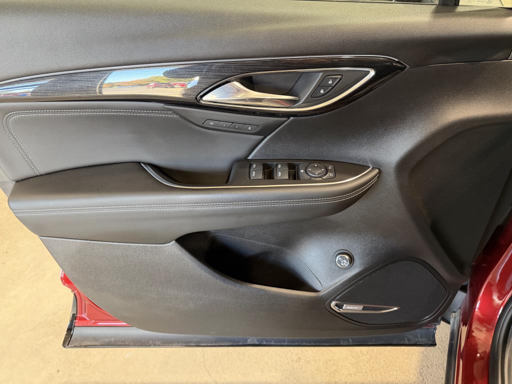 buick Envision 2023 - 10