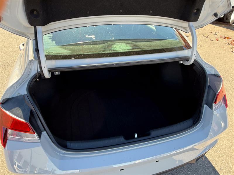 hyundai Elantra 2022 - 13