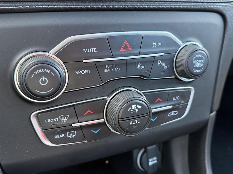 dodge Charger 2023 - 19