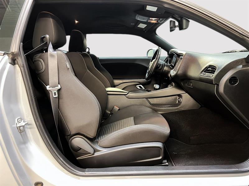 dodge Challenger 2022 - 8