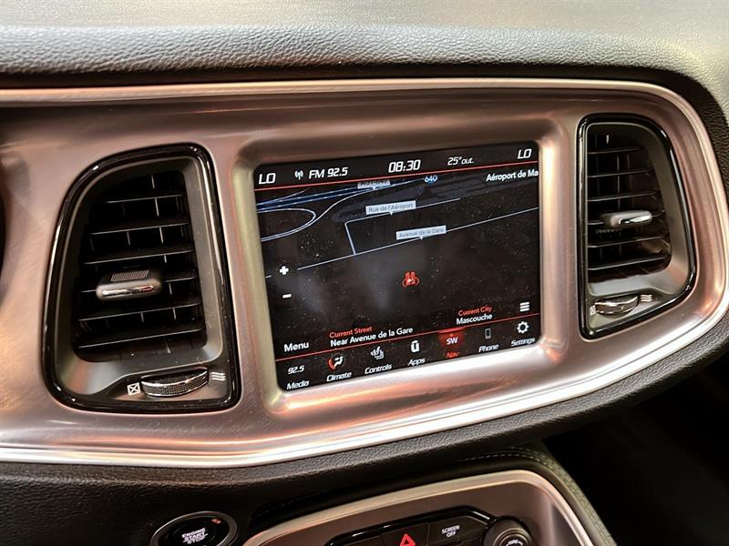 dodge Challenger 2022 - 16