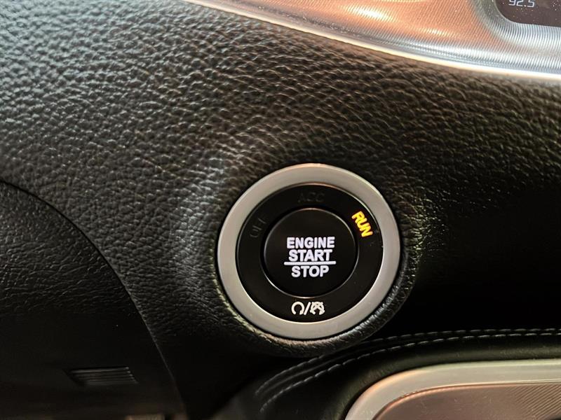 dodge Challenger 2022 - 17