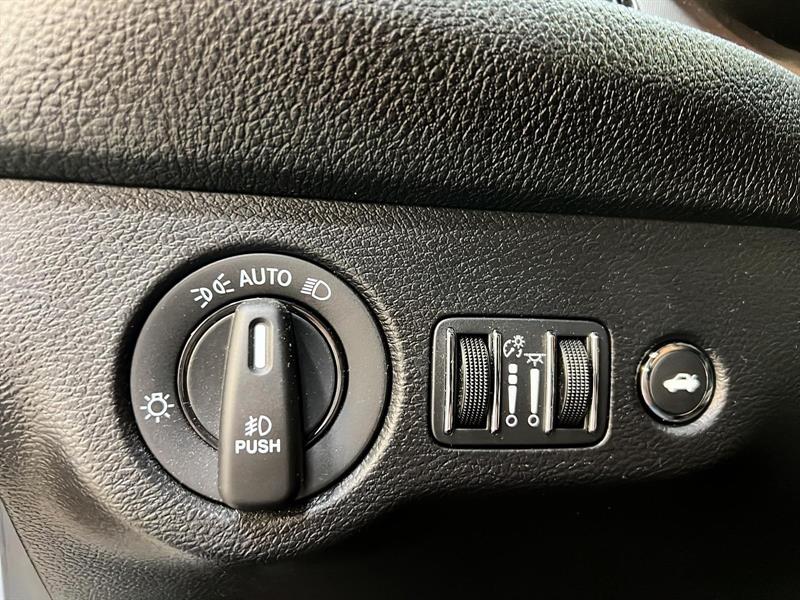 dodge Challenger 2022 - 20