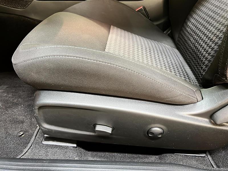 dodge Challenger 2022 - 23