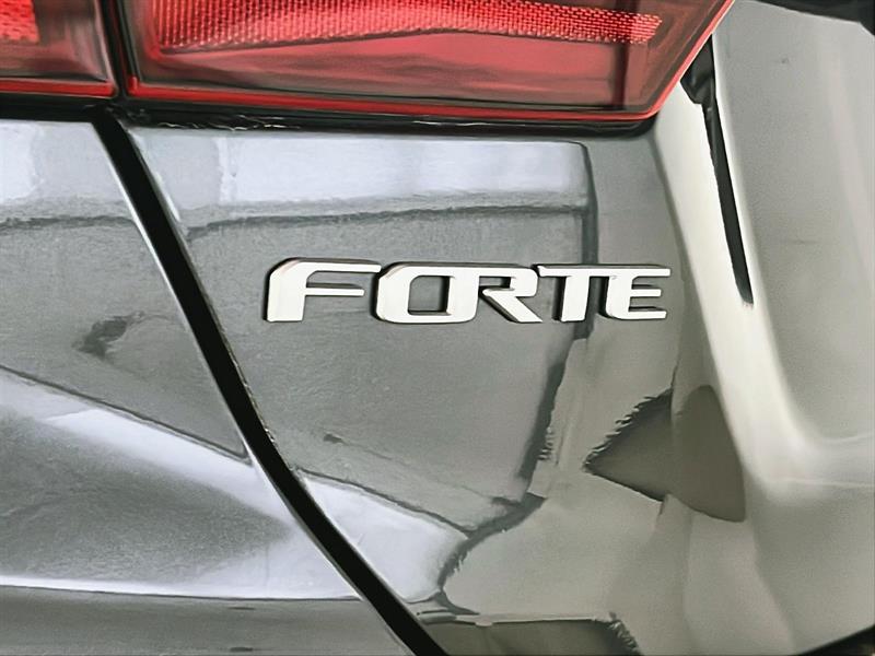 kia Forte 2024 - 22