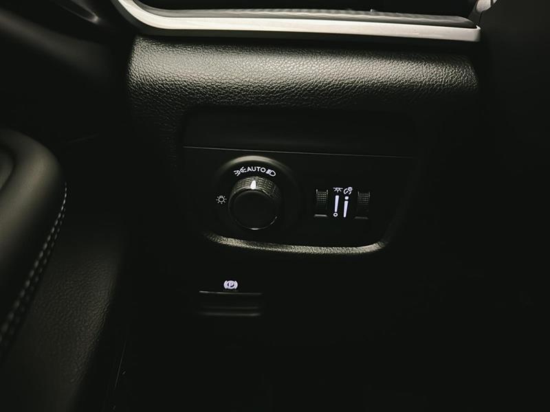 jeep Grand Cherokee 2025 - 30