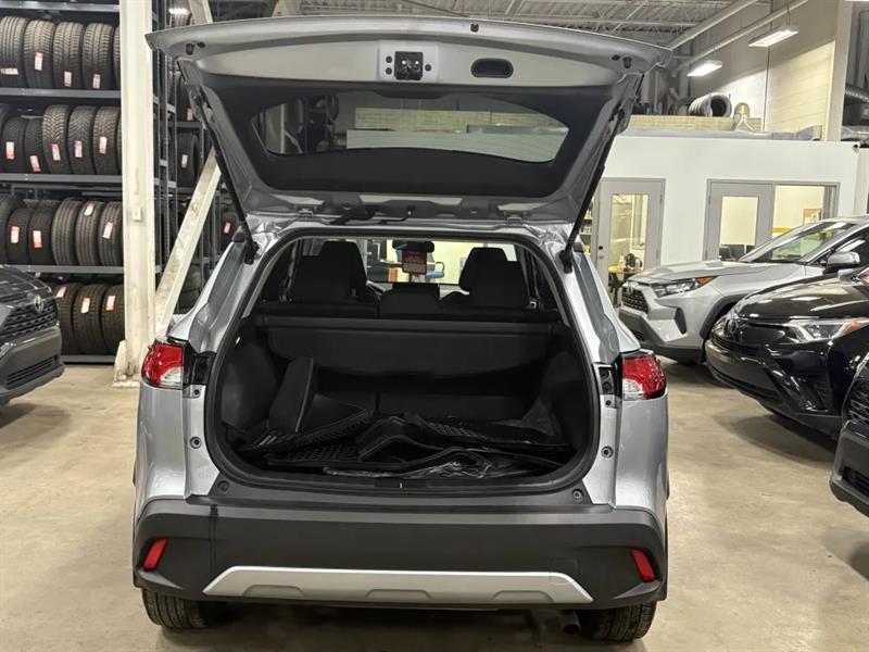 toyota Corolla Cross 2024 - 8