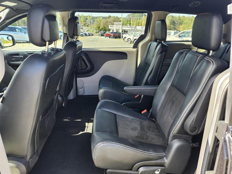 dodge Grand Caravan 2019 - 18