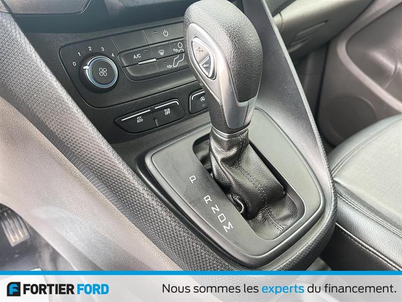 ford Transit Connect 2023 - 12