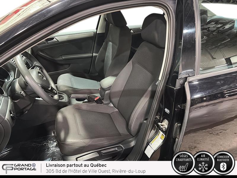 volkswagen Jetta 2017 - 12