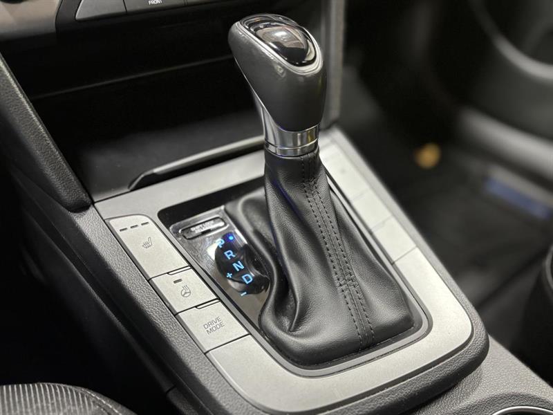 hyundai Elantra 2018 - 16