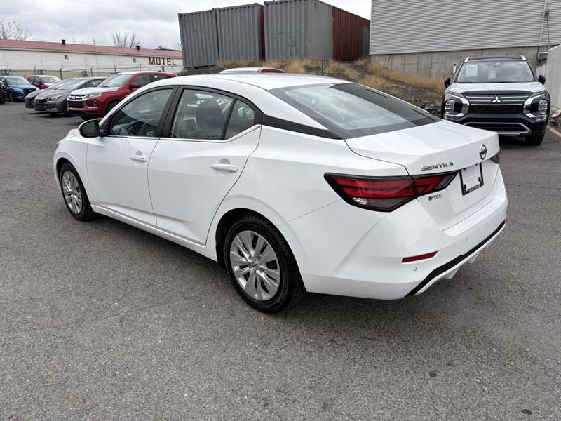 nissan Sentra 2022 - 4