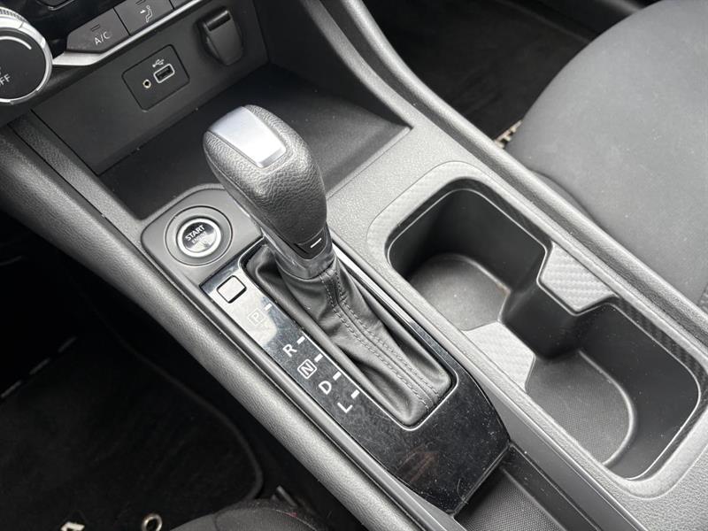 nissan Sentra 2022 - 26