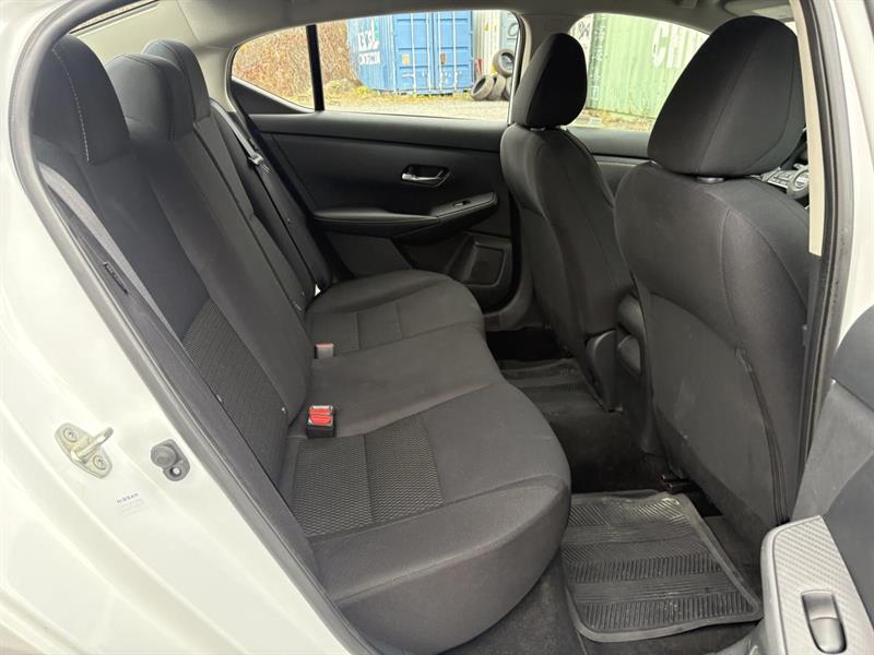 nissan Sentra 2022 - 32