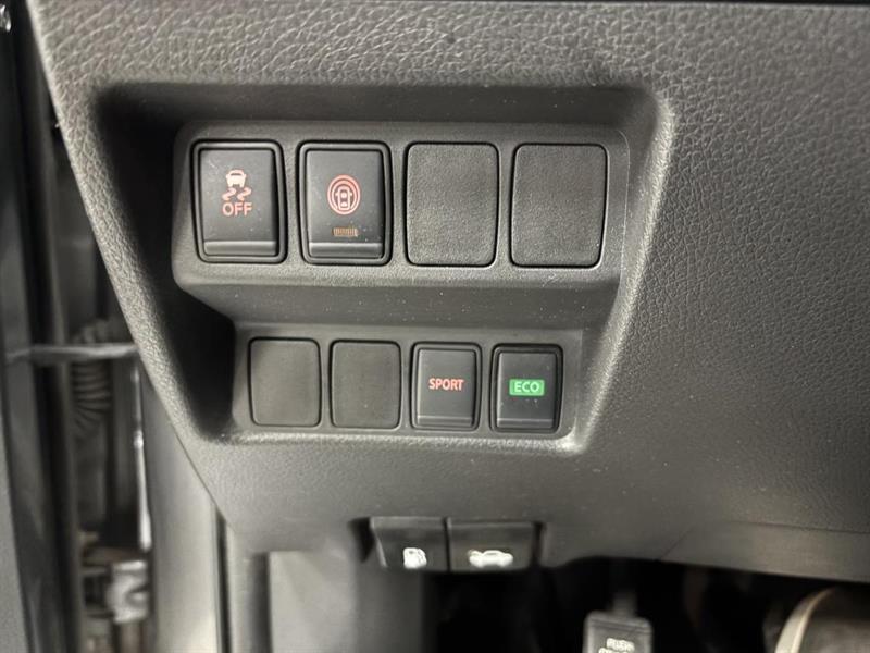 nissan Qashqai 2021 - 24