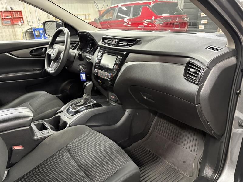 nissan Qashqai 2021 - 36