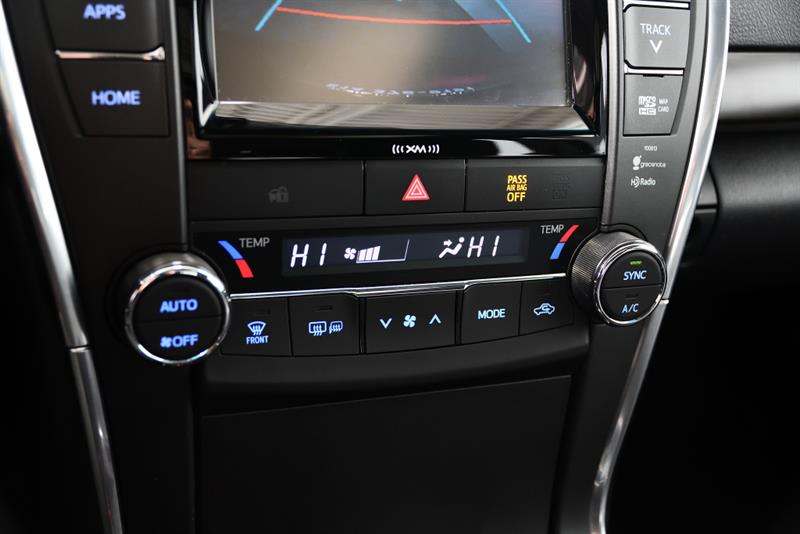 toyota Camry 2017 - 23