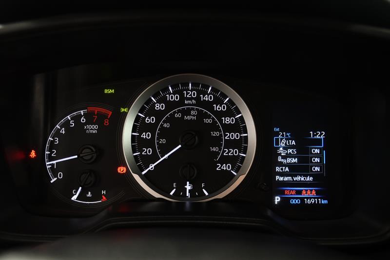 toyota Corolla 2022 - 17