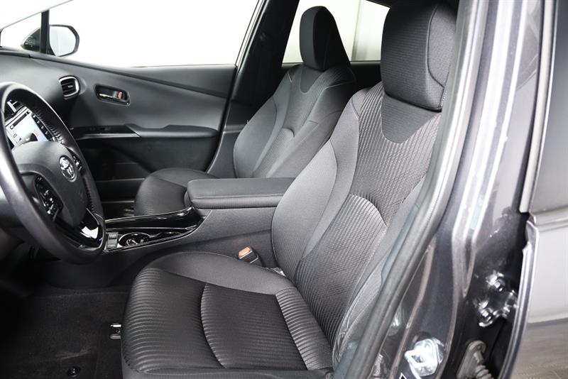 toyota Prius Prime 2022 - 14