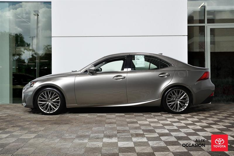 lexus IS 300 2017 - 3