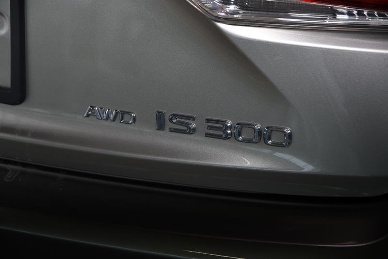 lexus IS 300 2017 - 5