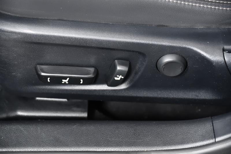 lexus IS 300 2017 - 14