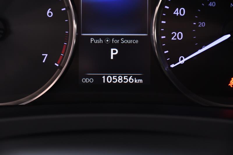 lexus IS 300 2017 - 18