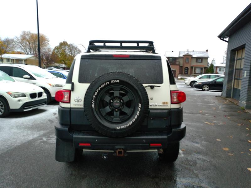 toyota FJ Cruiser 2008 - 6